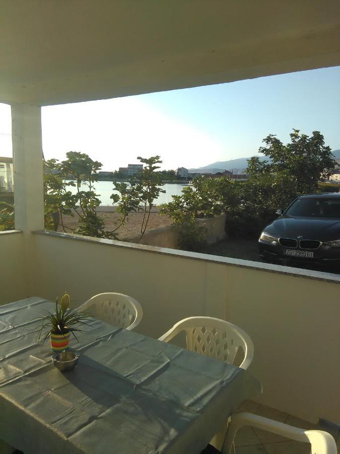 Apartmani Maja Pag Town Buitenkant foto