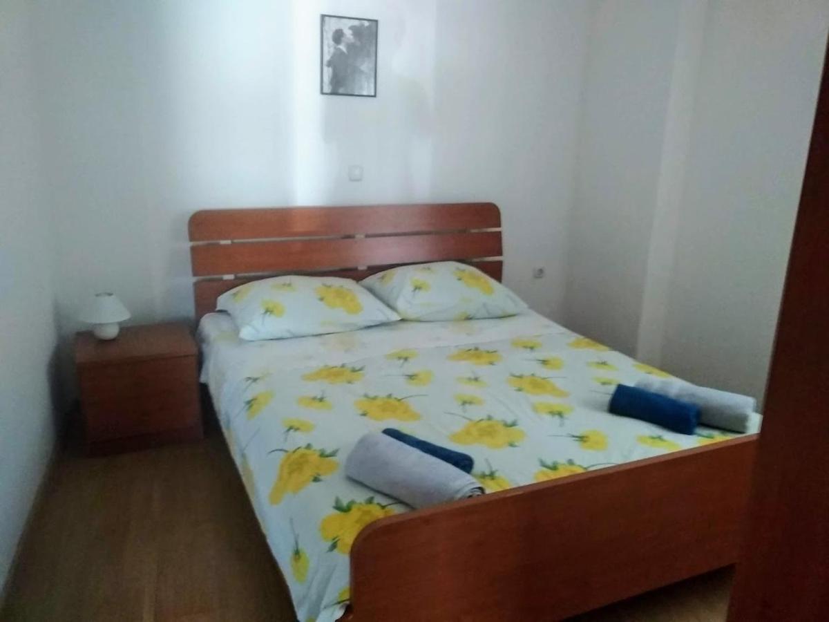 Apartmani Maja Pag Town Buitenkant foto