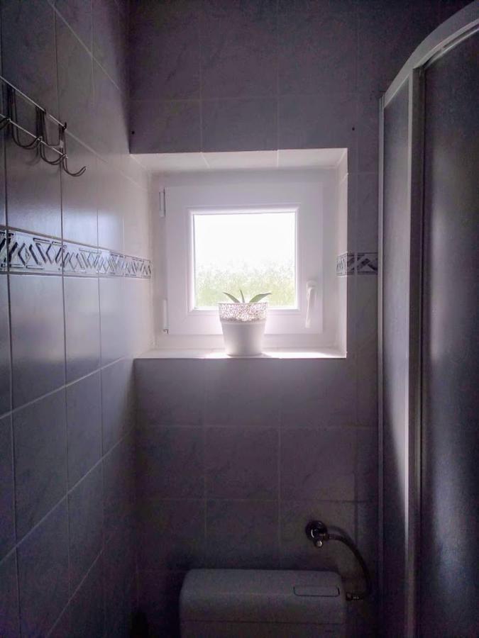 Apartmani Maja Pag Town Buitenkant foto